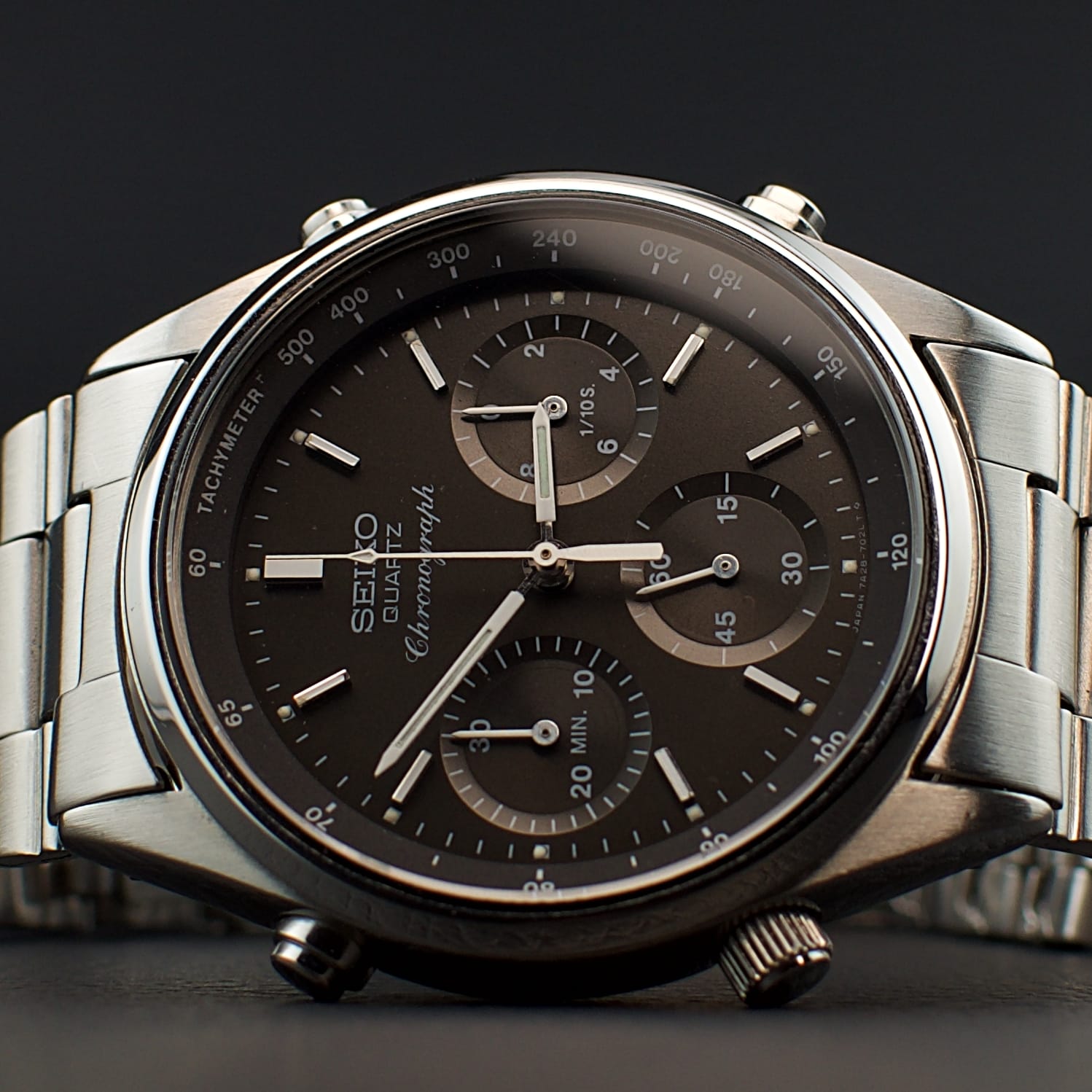 Seiko 7A28 : Le Chronographe Quartz Iconique de Seiko