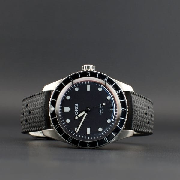 ORIS Divers sixty-five 12H calibre 400