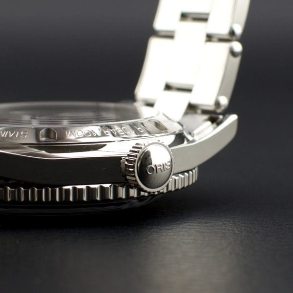 ORIS Divers sixty-five 12H calibre 400