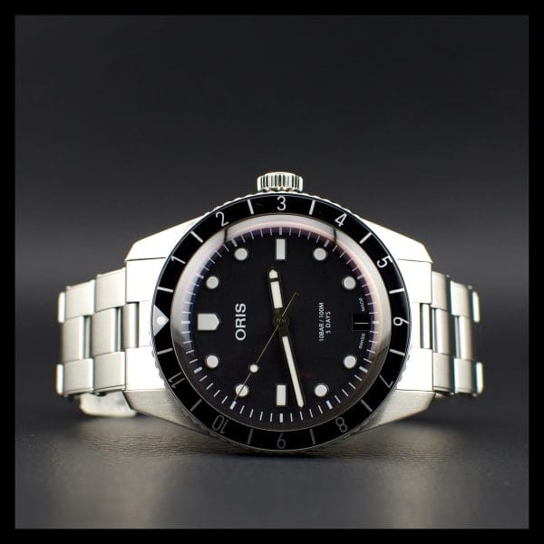 ORIS Divers sixty-five 12H calibre 400