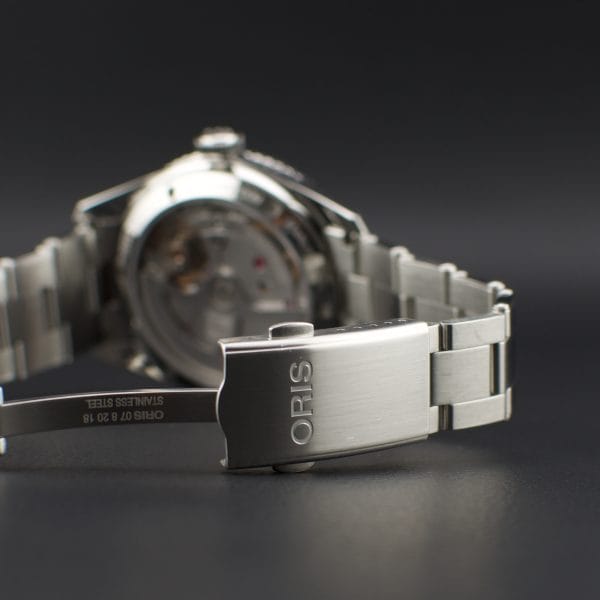 ORIS Divers sixty-five 12H calibre 400
