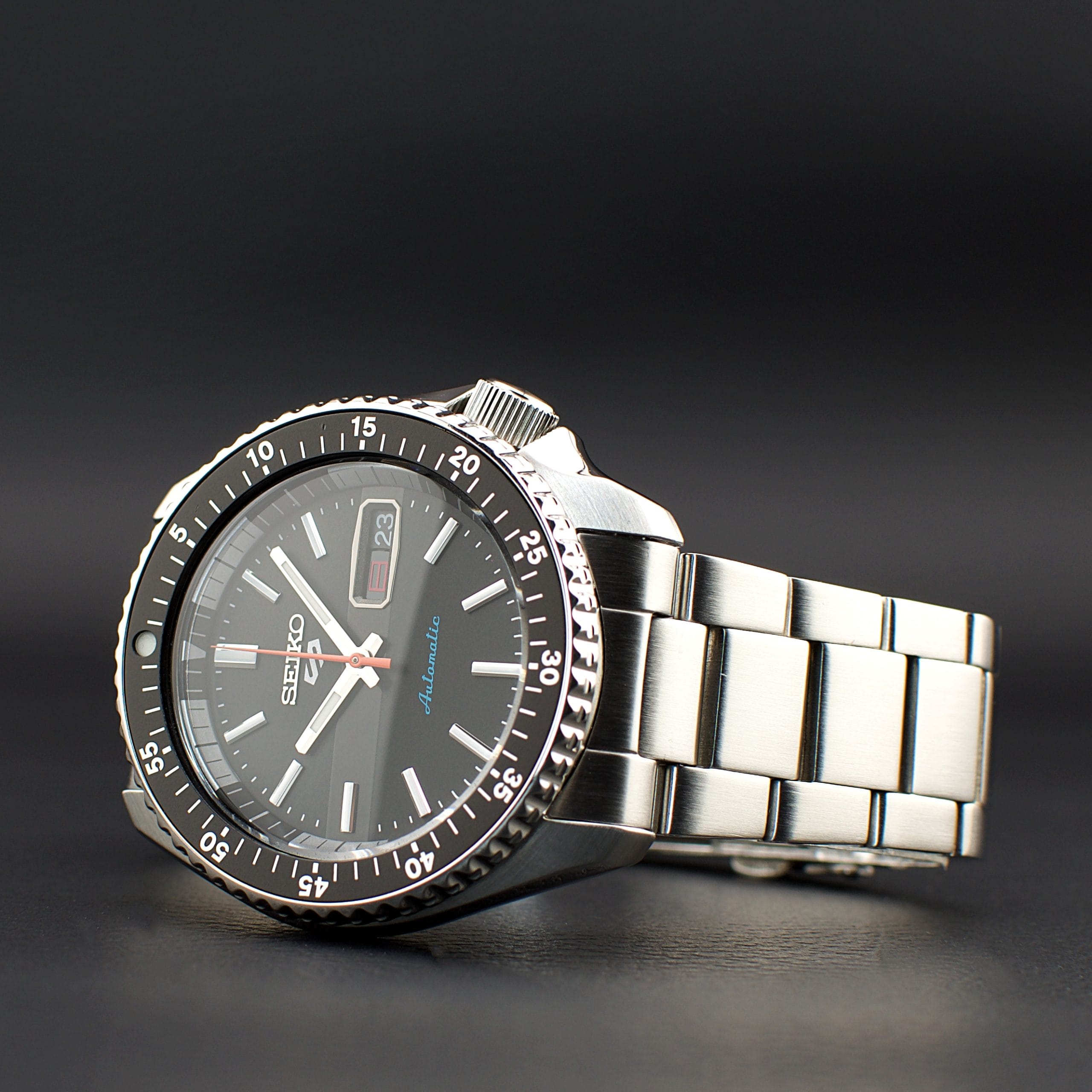 SEIKO 5 Sports Edition limitée 550 ex. – Image 2